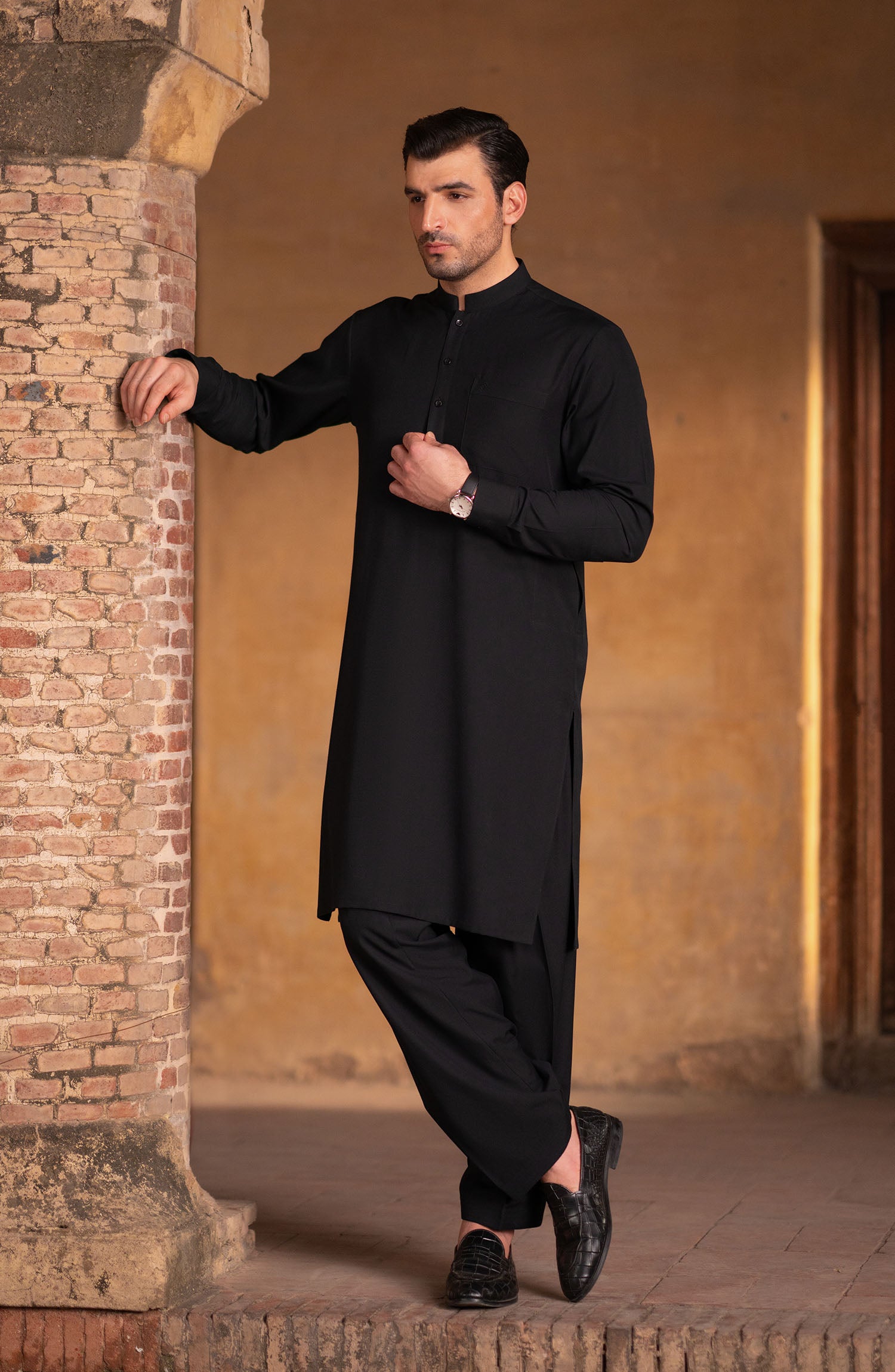 Basic Shirt Collar Shalwar Suit