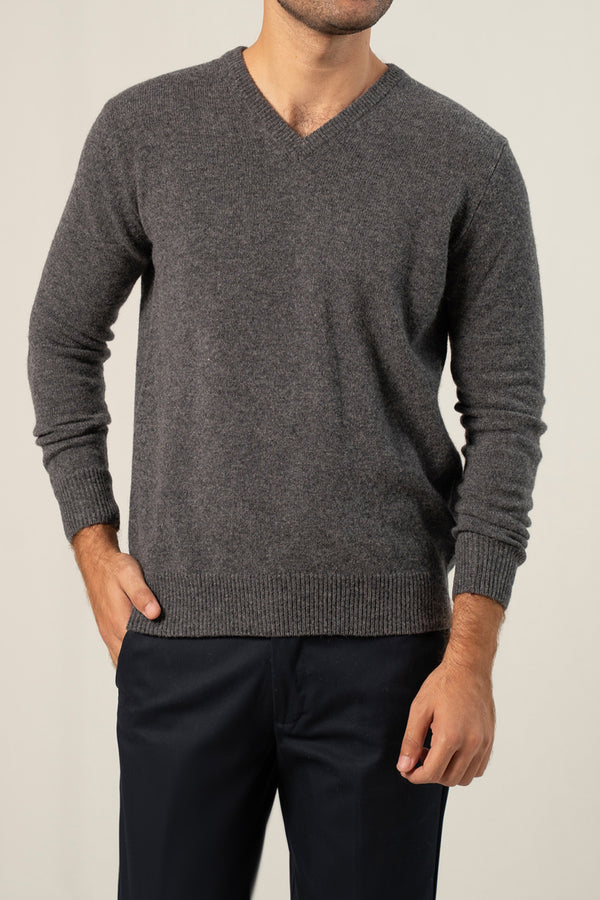 LAMBS WOOL SWEATER