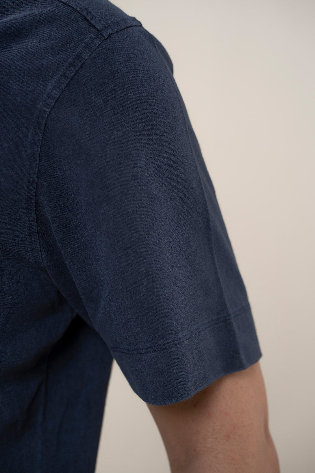 ACID WASH NAVY BLUE T-SHIRT