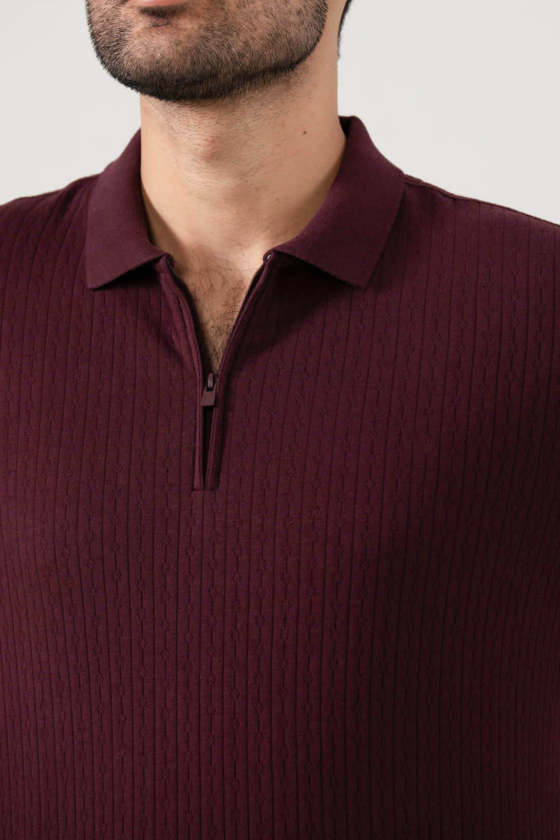 INTERLOCK ZIPPER POLO - MAROON