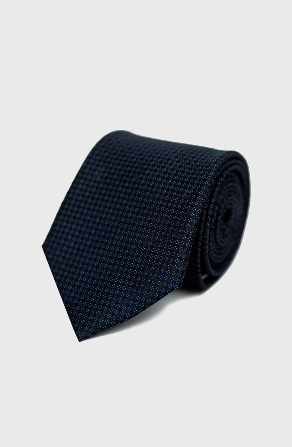 Contrast Check Tie