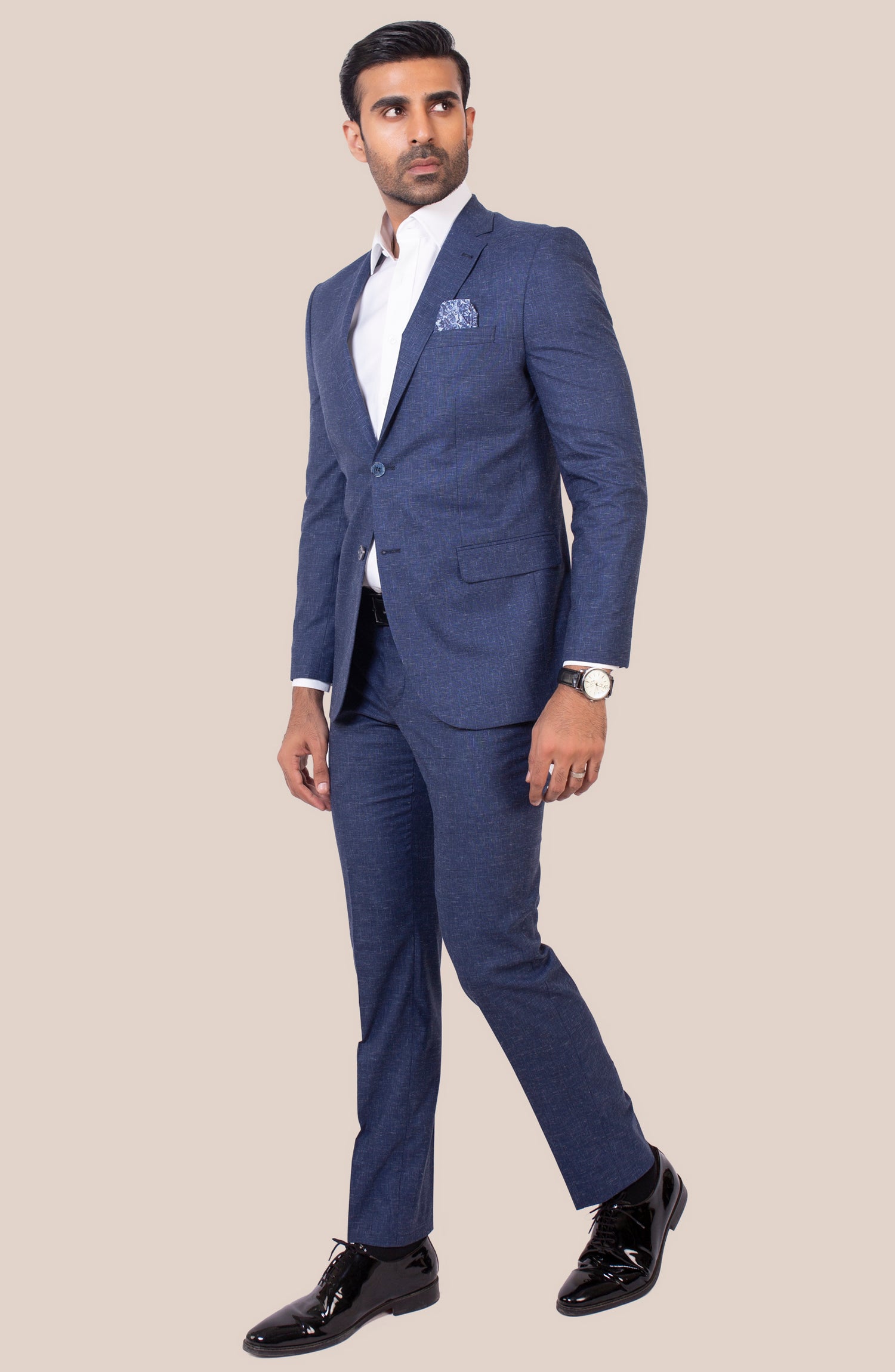 SHARP NAVY TEXTURED SUIT